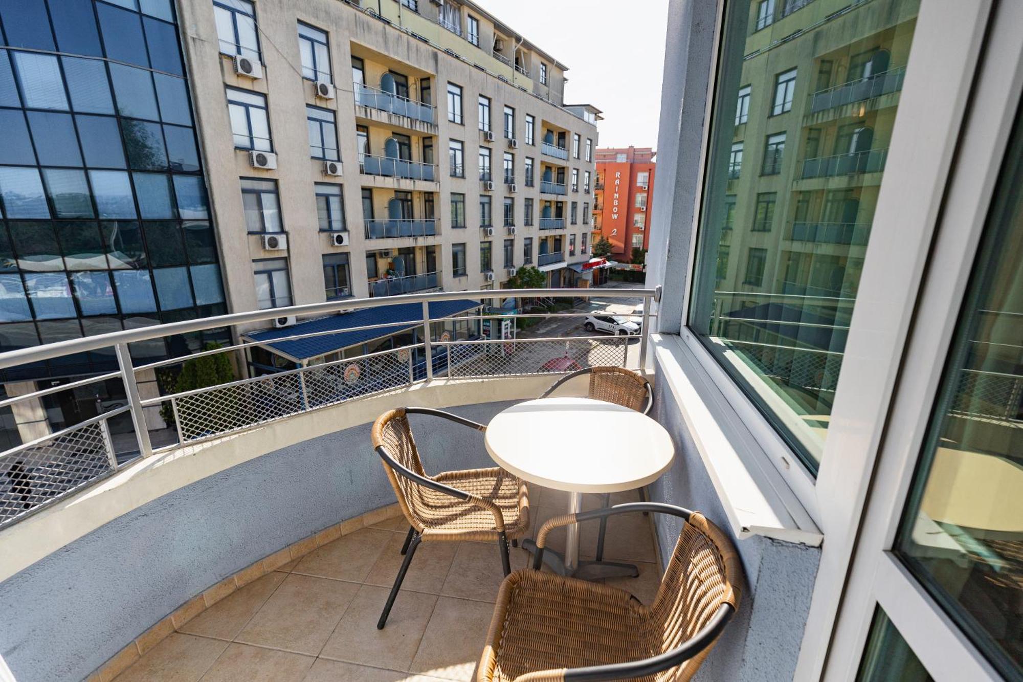 Favorit Aparthotel Σάνι Μπιτς Εξωτερικό φωτογραφία