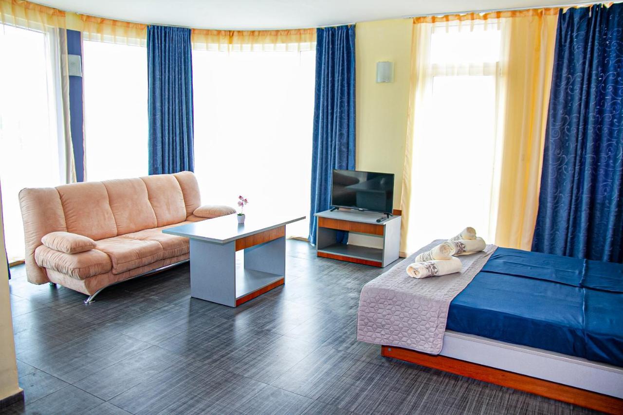 Favorit Aparthotel Σάνι Μπιτς Εξωτερικό φωτογραφία